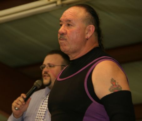 Manny Fernandez (wrestler)