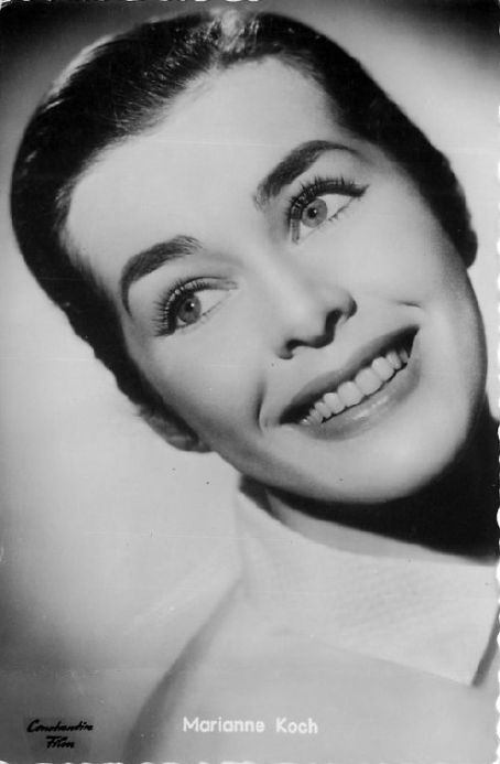 You are here: Pics  Marianne Ko...