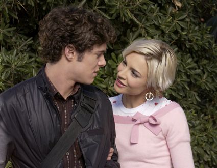 Adam Brody and Samaire Armstrong