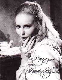 <b>Veronica Carlson</b> - 207 x 267. « - 3l3n3rem18y33331