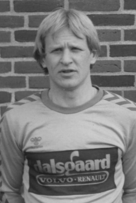 Viggo Jensen (footballer born 1947)