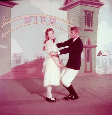 Two Weeks with Love (1950)