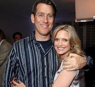 Courtney Thorne-Smith and Robert Fishman