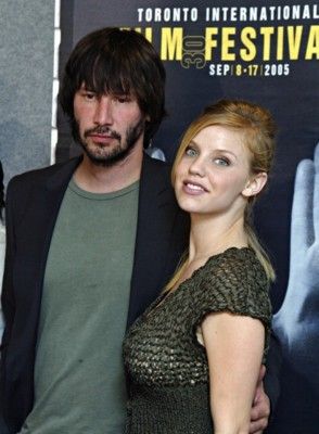 Kelli Garner and Keanu Reeves