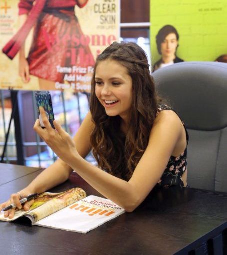 Nina Dobrev Signing Seventeen Magazines At Barnes Noble In
