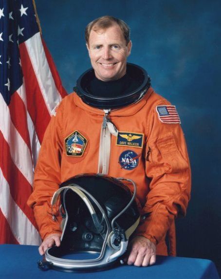 David M. Walker (astronaut)