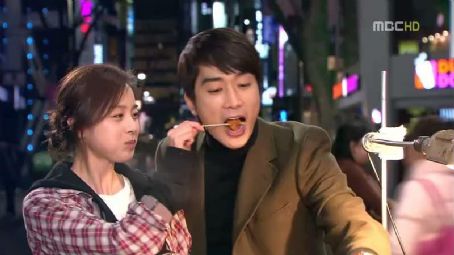 Seung-heon Song and Tae-hee Kim