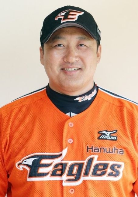 Cho In-Sung (baseball)