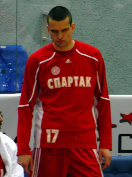 Petar Popović (Serbian basketballer)