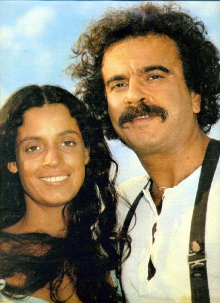 Armando Bógus and Sonia Braga