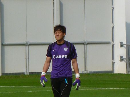 Wang Zhenpeng (footballer)