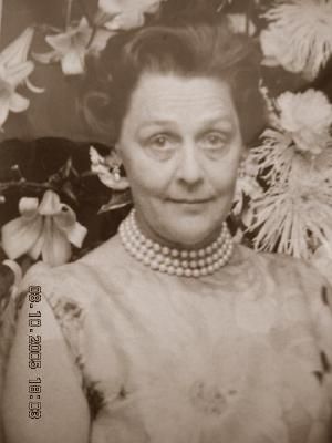 Viola Grosvenor, Duchess of Westminster