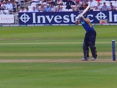 James Adams (cricketer)