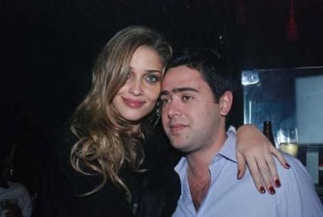 Ana Beatriz Barros and Roberto Marinho Neto