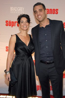 Annabella Sciorra and Bobby Cannavale