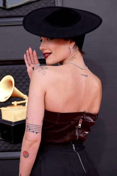 Halsey - The 64th Annual Grammy Awards (2022)