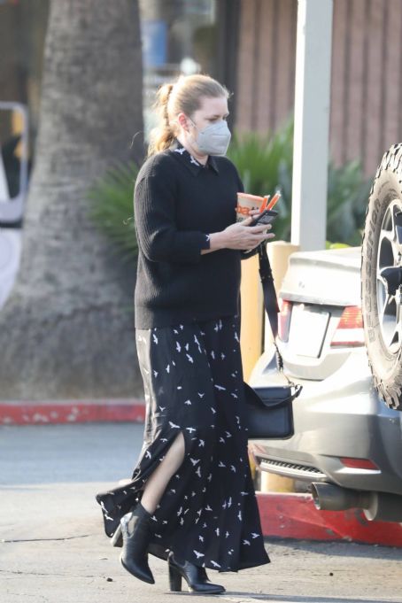 Amy Adams – Arriving at the School of Rock music in Los Angeles