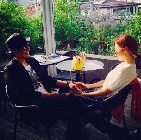Yong-jun Bae and Soo-Jin Park - Dating