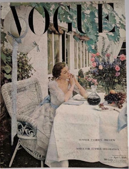 Vogue Magazine 01 April 1948 Cover Photo - United States