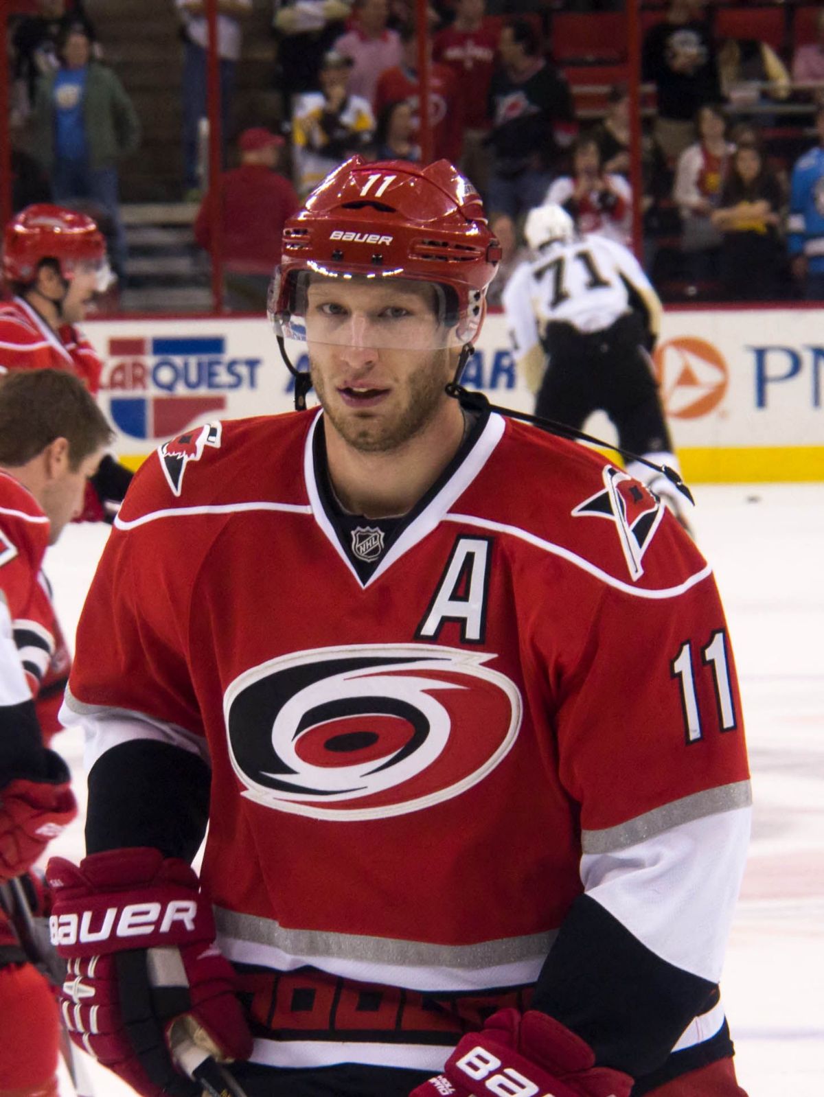 Who is Jordan Staal dating? Jordan Staal girlfriend, wife