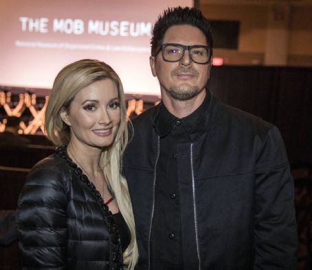 Holly Madison and Zak Bagans - Breakup