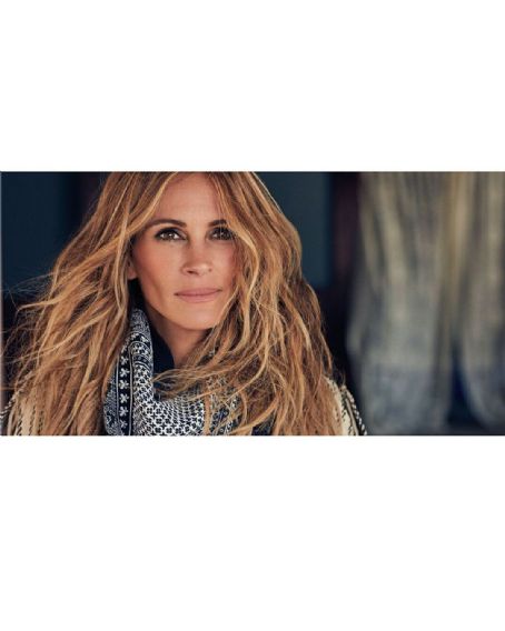 Julia Roberts - InStyle Magazine Pictorial [United States] (December ...