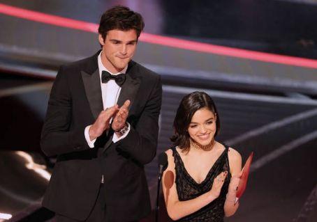 Jacob Elordi And Rachel Zegler - The 94th Academy Awards - Show (2022 ...