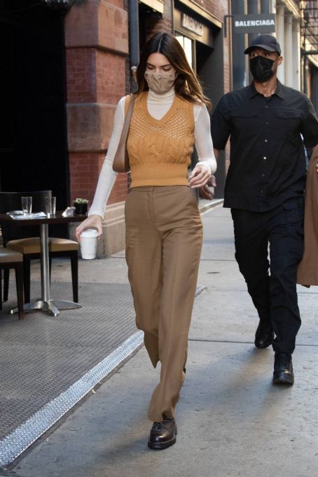 Kendall Jenner – out in NYC