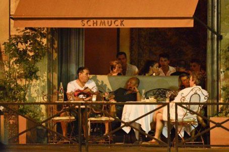 Scarlett Johansson and boyfriend Nate Naylor out at Le Schmuck restaurant in Paris, France (August 19)