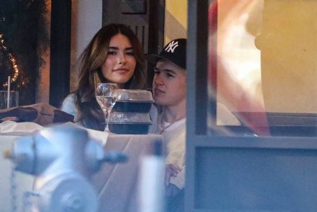 Madison Beer – Seen with her new blonde boyfriend in Beverly Hills