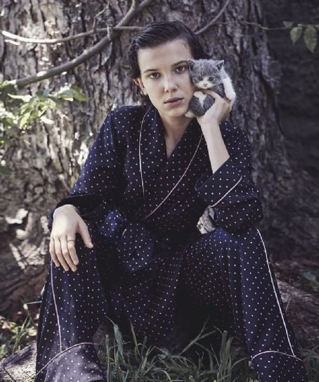 Millie Bobby Brown - Vogue Magazine Pictorial [Australia] (January 2018 ...