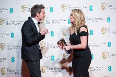 Eddie Redmayne and Kate Winslet - The EE British Academy Film Awards - Press Room (2016)