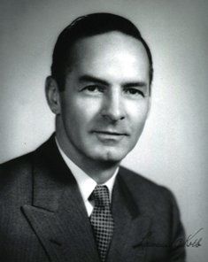 Lawrence Kolb