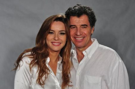 Regiane Alves and Paulo Betti