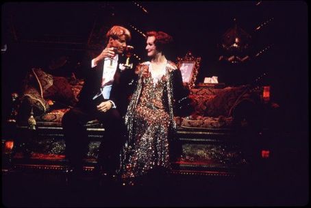 Sunset Boulevard 1994 Broadway Musical Andrew Lloyd Webber Famousfix Sunset Boulevard 1994 Broadway Musical Andrew Lloyd Webber Famousfix