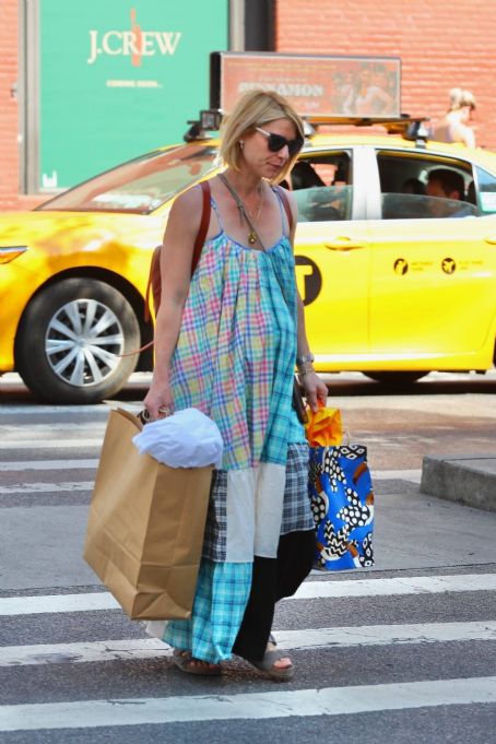 Claire Danes – Shopping candids in New York