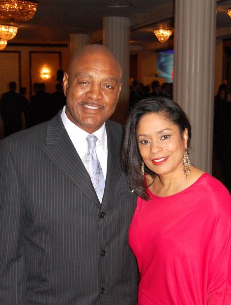 Who is Reggie Rucker dating? Reggie Rucker girlfriend, wife