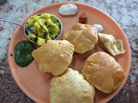 Puri bhaji