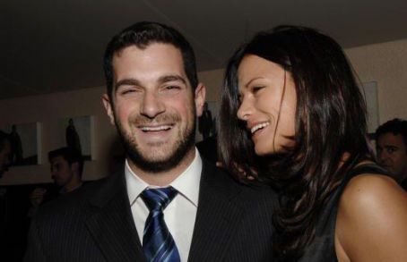 Who is Dave Bugliari dating? Dave Bugliari girlfriend, wife