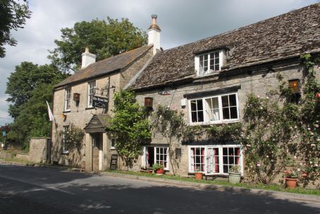 Trout Inn, Lechlade