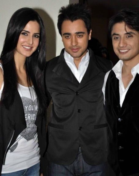 Mere Brother Ki Dulhan Cast