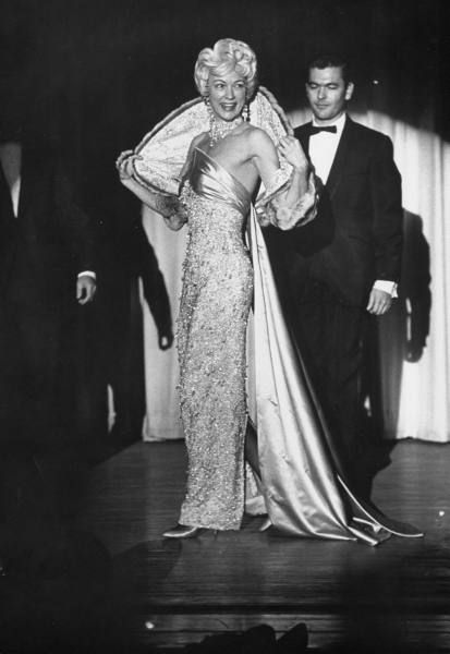 Eleanor Powell Photos - Eleanor Powell Picture Gallery - FamousFix - Page 9