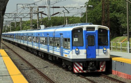 Toshiba EMU (Roca Line)