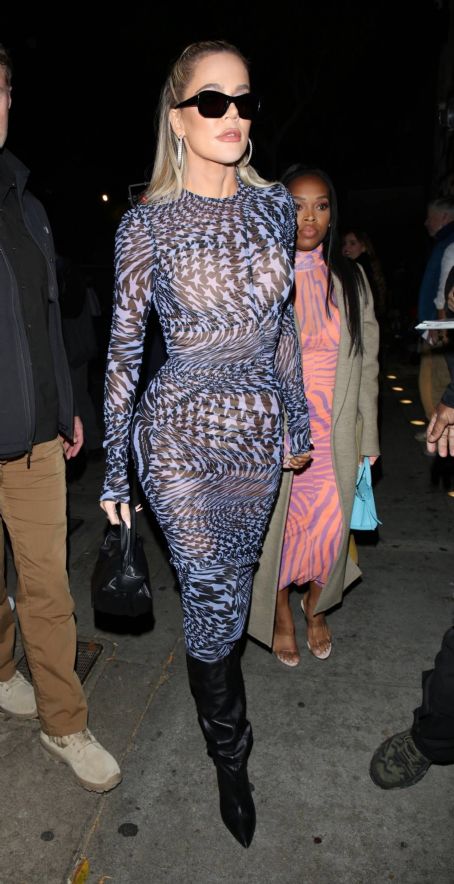 Khloe Kardashian – With Malika Haqq arrive for dinner at Craig’s in West Hollywood