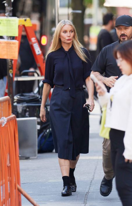 Gwyneth Paltrow – Seen out in New York