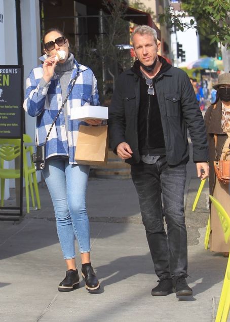 Gal Gadot and Yaron Versano - Dating, Gossip, News, Photos