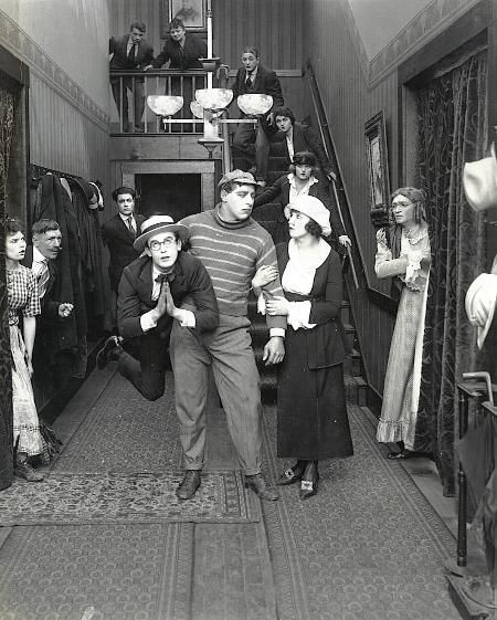 Bumping Into Broadway - Harold Lloyd