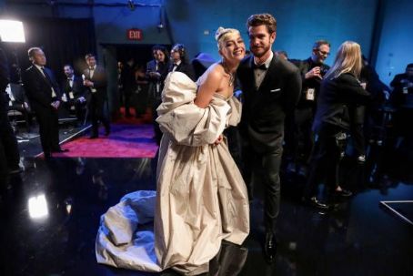 Florence Pugh and Andrew Garfield - The 95th Annual Academy Awards (2023)