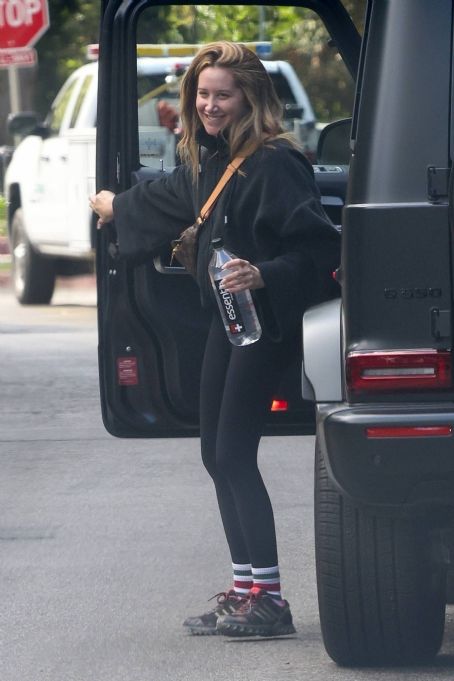 Ashley Tisdale – Out for a hike in Hollywood Hills