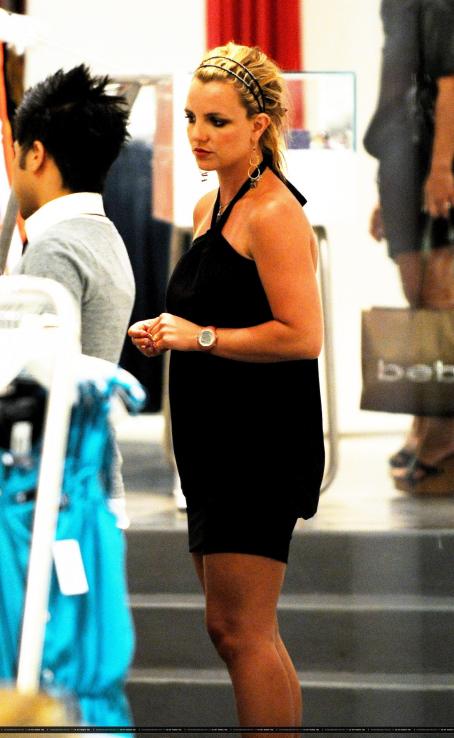 Britney Spears - June 14 2008 - Britney Shopping At Intermix In Caesars ...